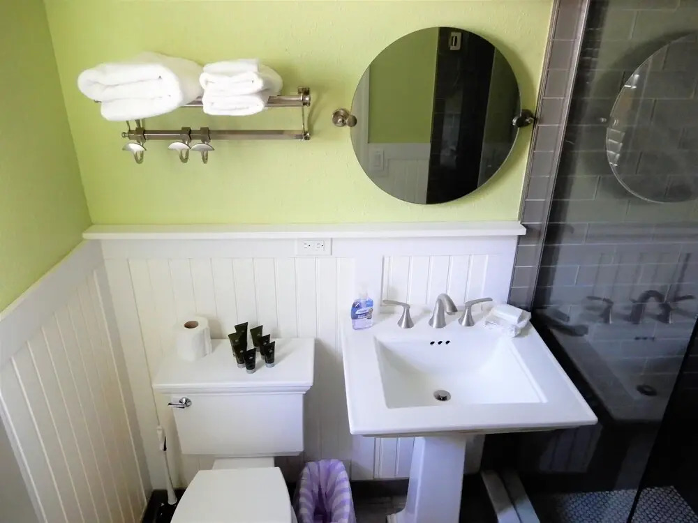 Coconut Grove Beach Resort Suites 1 & 2