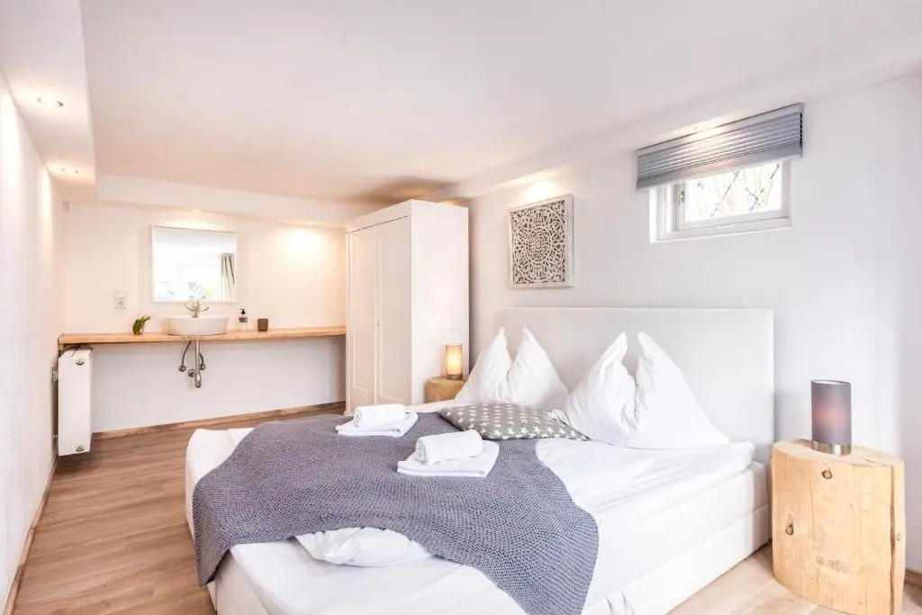Townhouse RIVA, prime location in the city of Salzburg, 1000m2 backyard