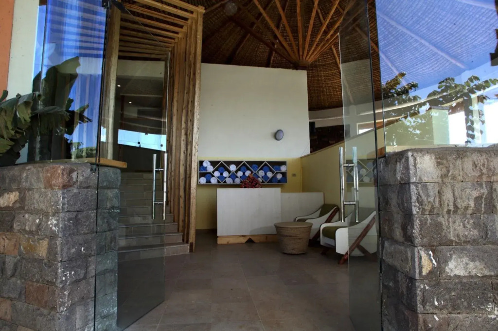 Nega Bonger Hotel