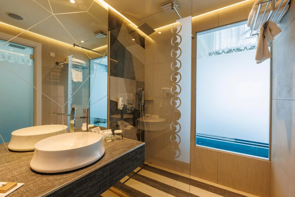 Hotel Opera Mamaia