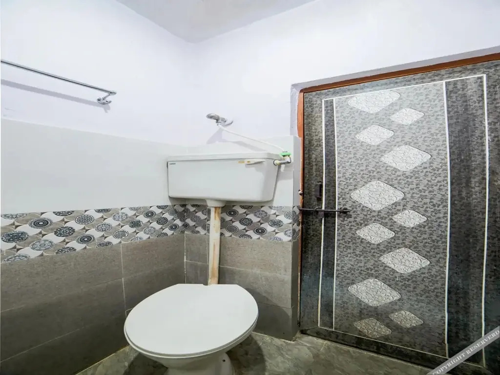 Sree Radha Lodge by OYO Rooms