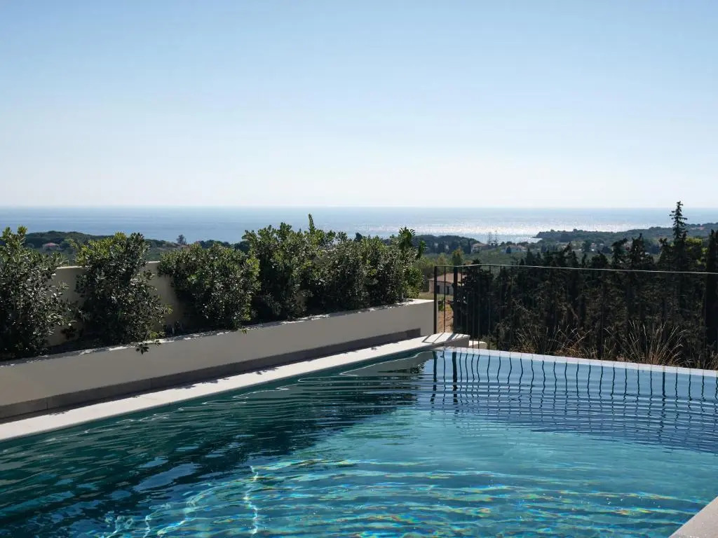 Alexandra SeaView Luxurious Villa, By ThinkVilla