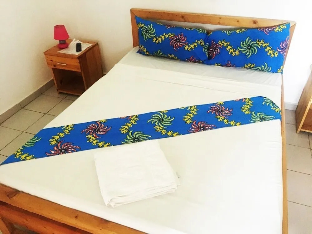 Imans Hotel Dabou