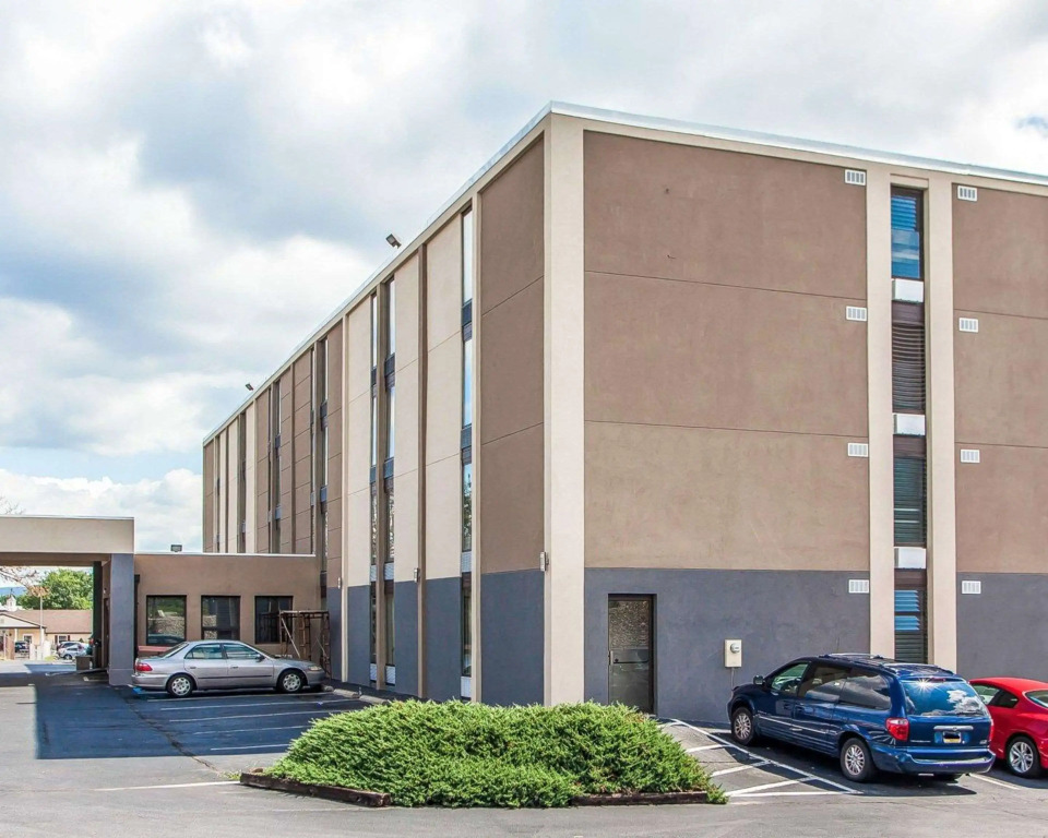 Comfort Inn & Suites Wyomissing-Reading