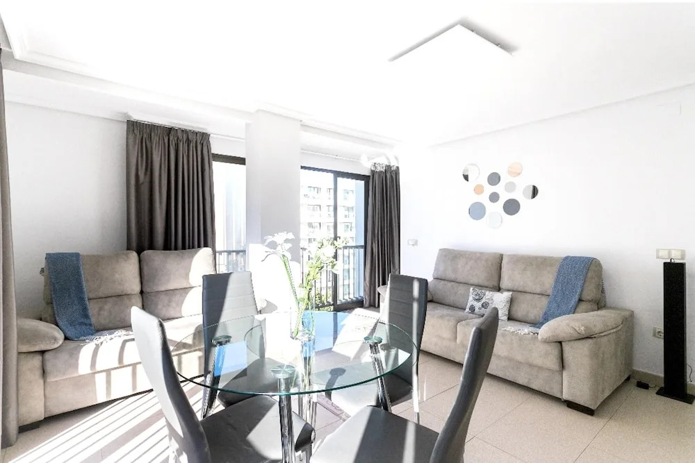 Apartment with 2 Bedrooms in Benidorm, with Wonderful City View, Shared Pool, Balcony - 350 M From the Beach