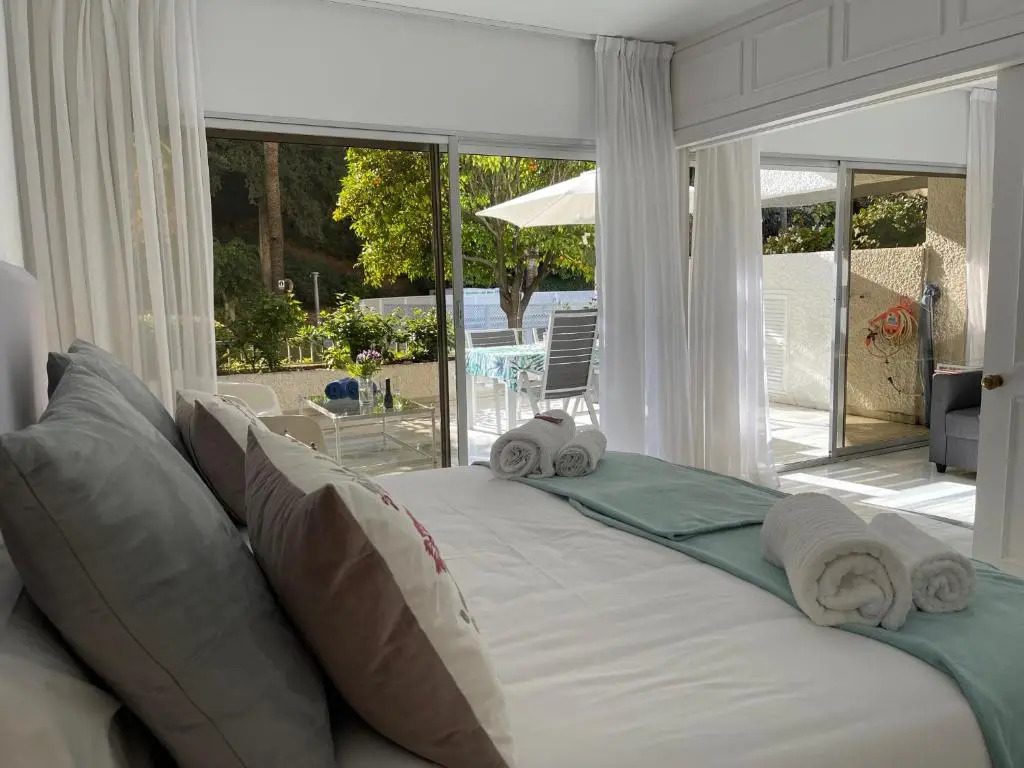 Apartamento PLANTA JARDÍN CON GRAN TERRAZA, SOLEADO 132