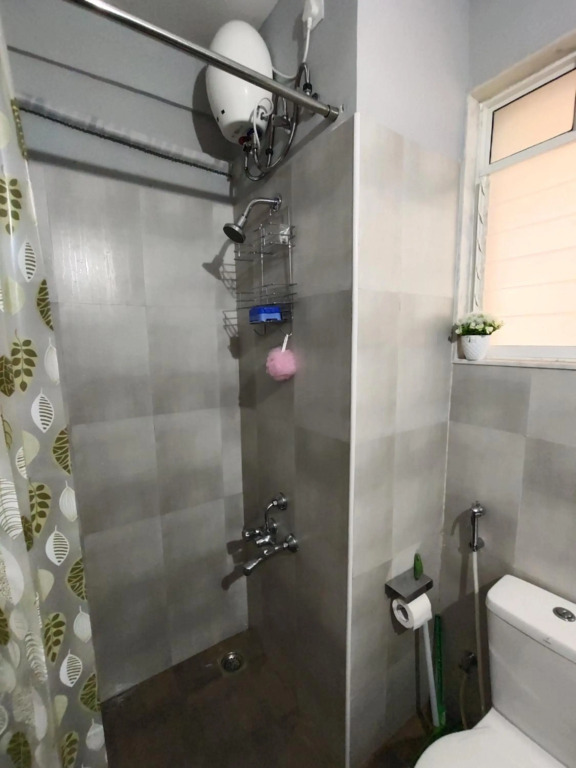 Tata Housing -Garden & pool view-6KM from Airport