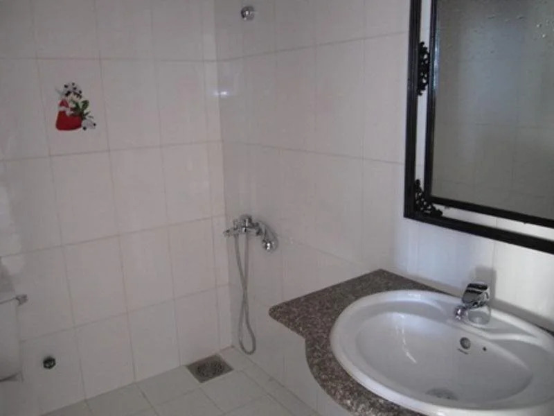 Khách Sạn Quốc Cường-Dì Tám
