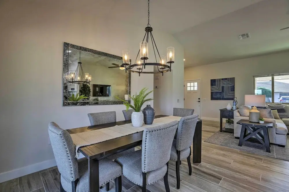 Putting Green, Grill: Home in Sun City West