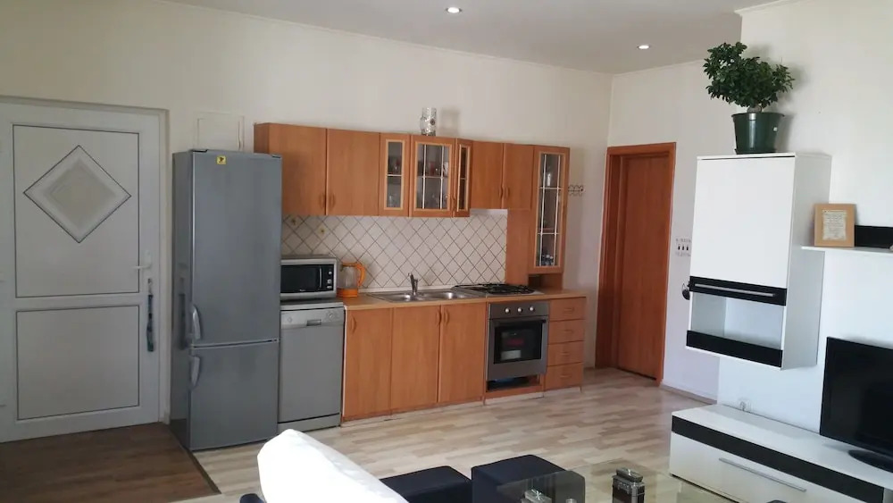 Apartment "sunny" Near the Center and Beach