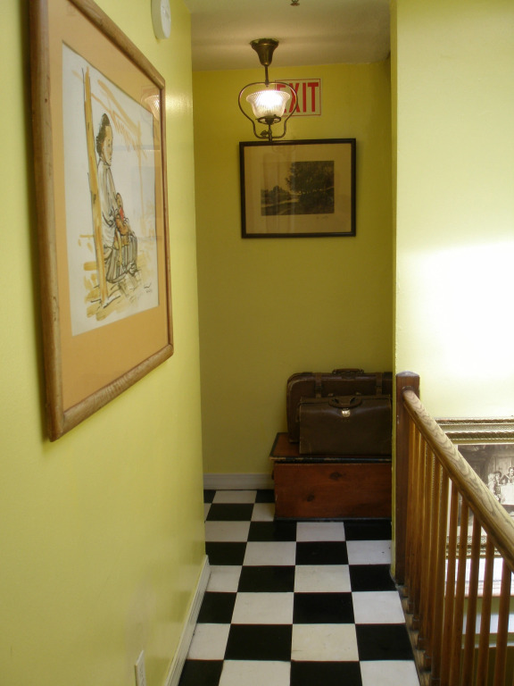 Incentra Village House