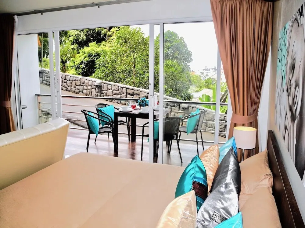 Bayshore Patong Studio