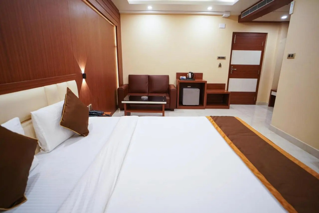The Royal Sea A Unit of Adi Group of Hotel And Resort