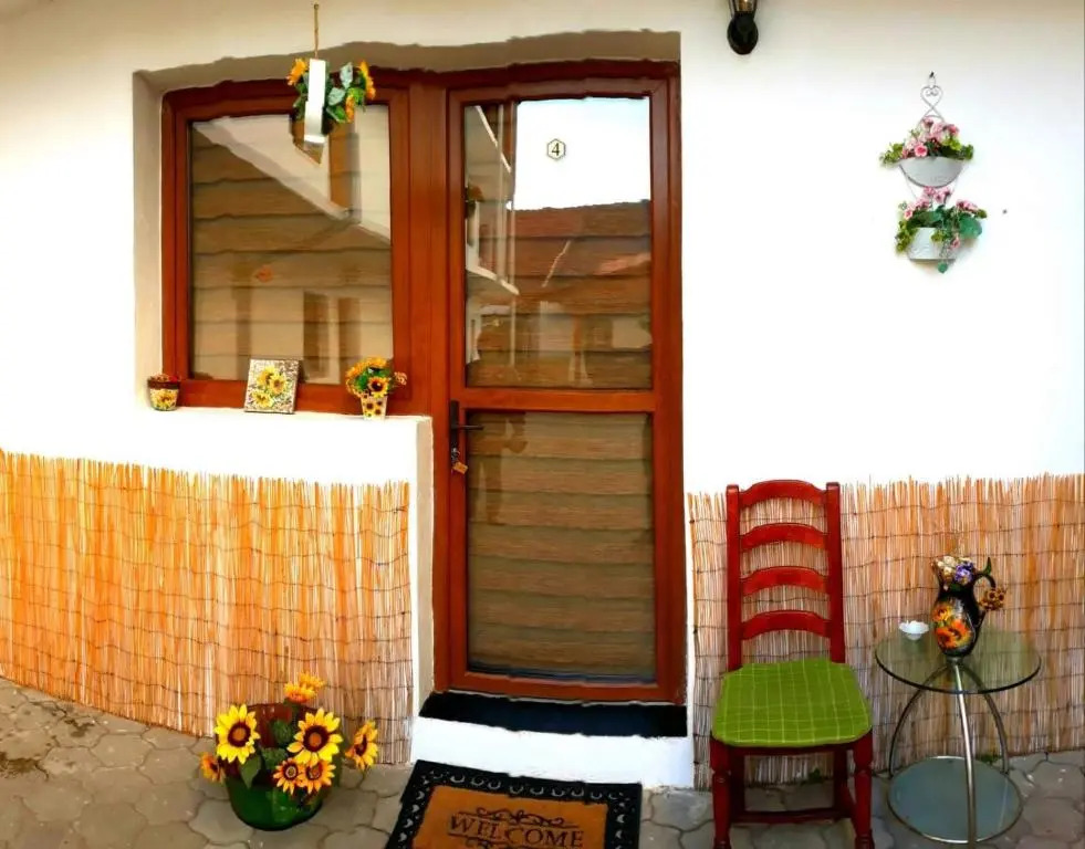 Amaraz Center