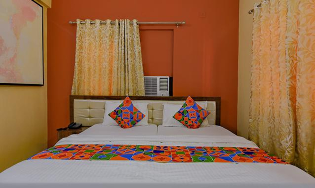 FabHotel New kolkata Residency Inn - Nr Axis Mall