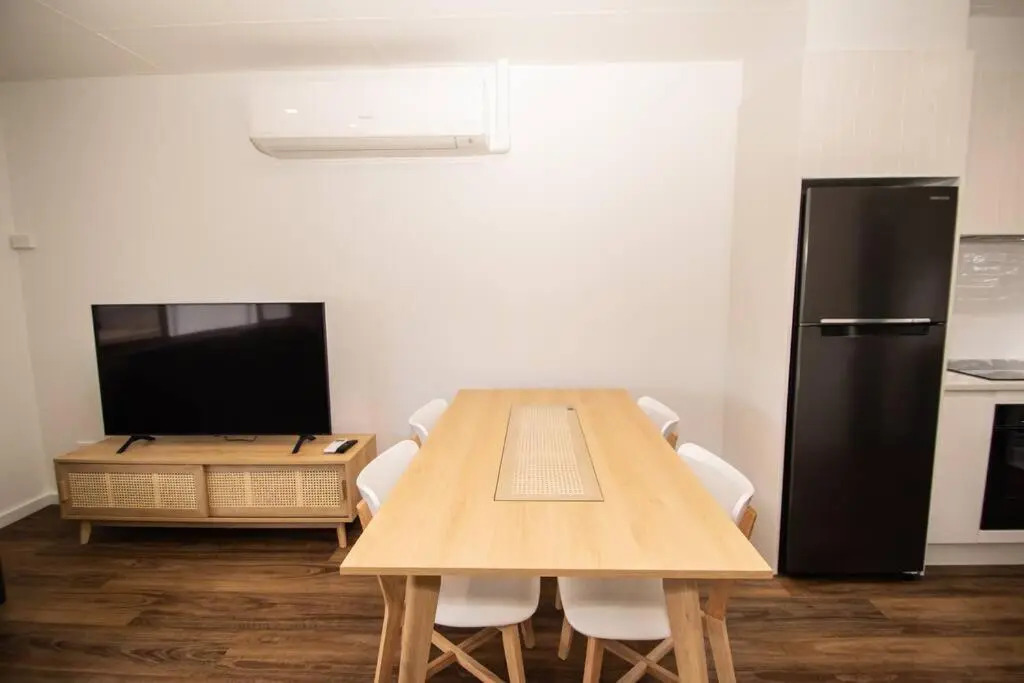 Willow Court Unit 1