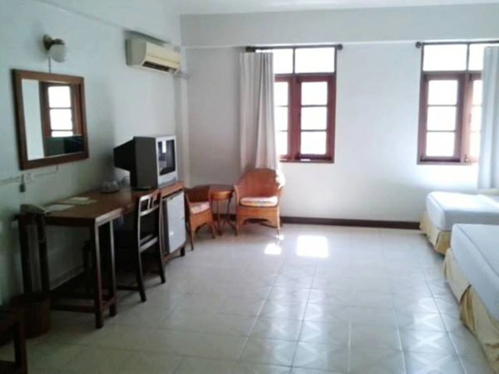Sun Hotel