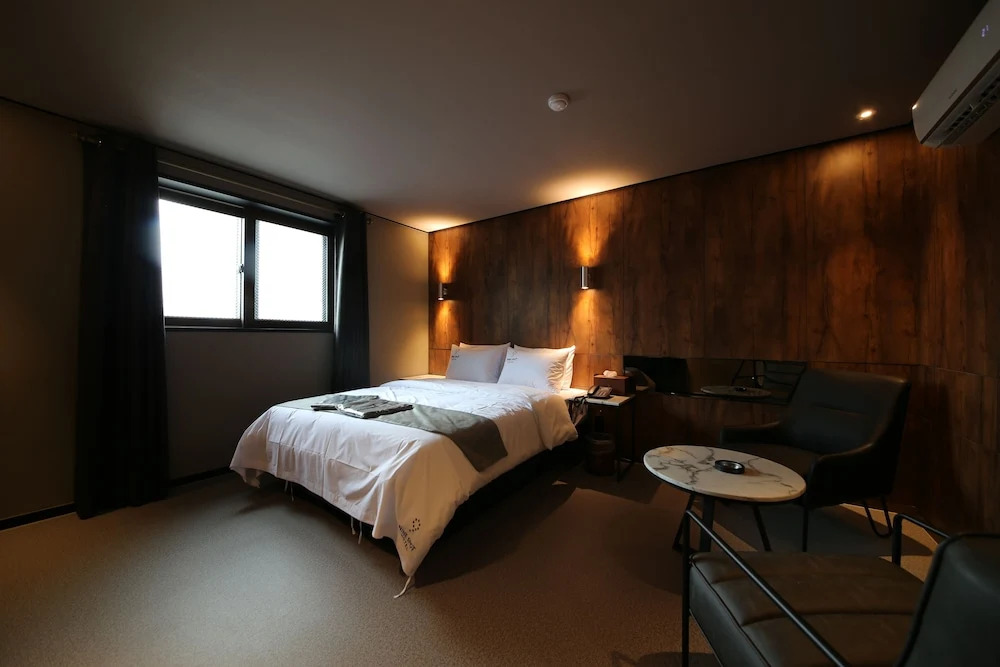 Ninespot Hotel