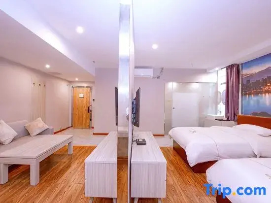 Dragon Star Hotel (Jincheng Central Pedestrian Street Store)