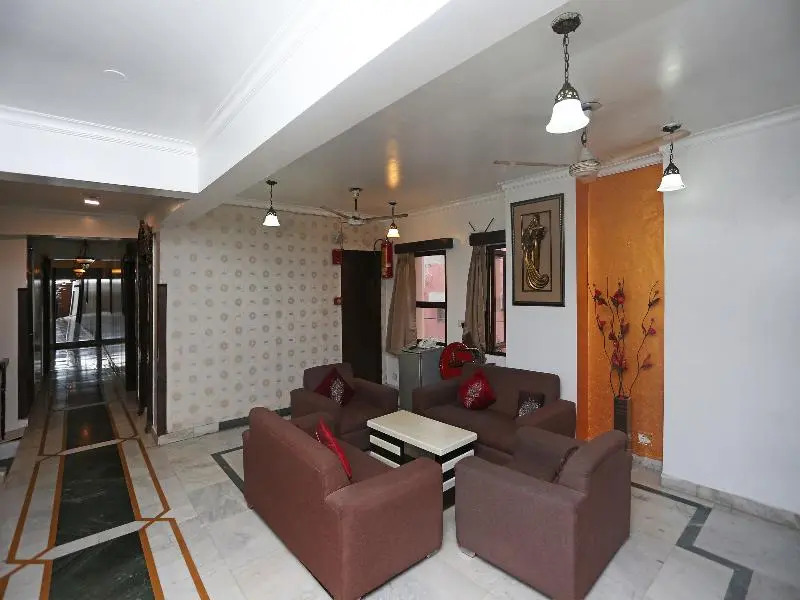 OYO 497 Hotel Welcome Palace
