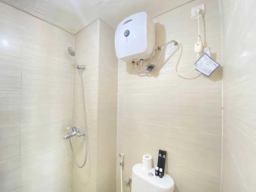 Spacious and Tranquil 2BR Apartment Gateway Pasteur By Travelio