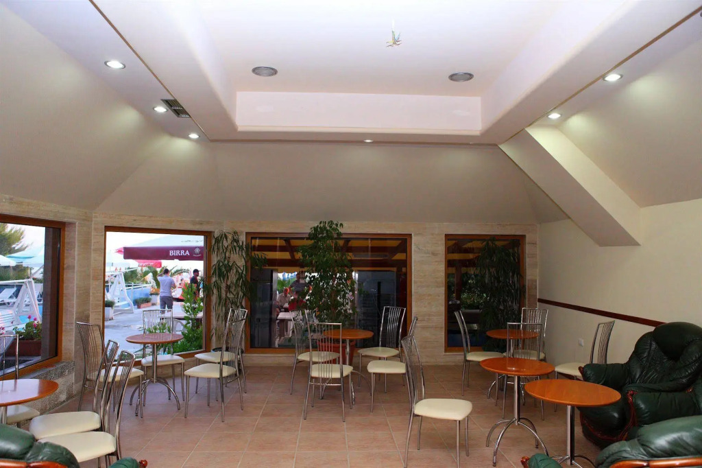 Hotel Oaz