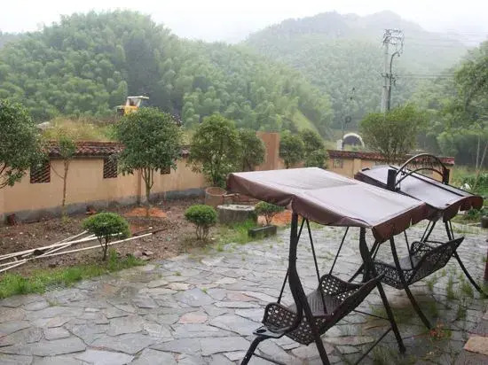 Xiangyunge Country Homestay
