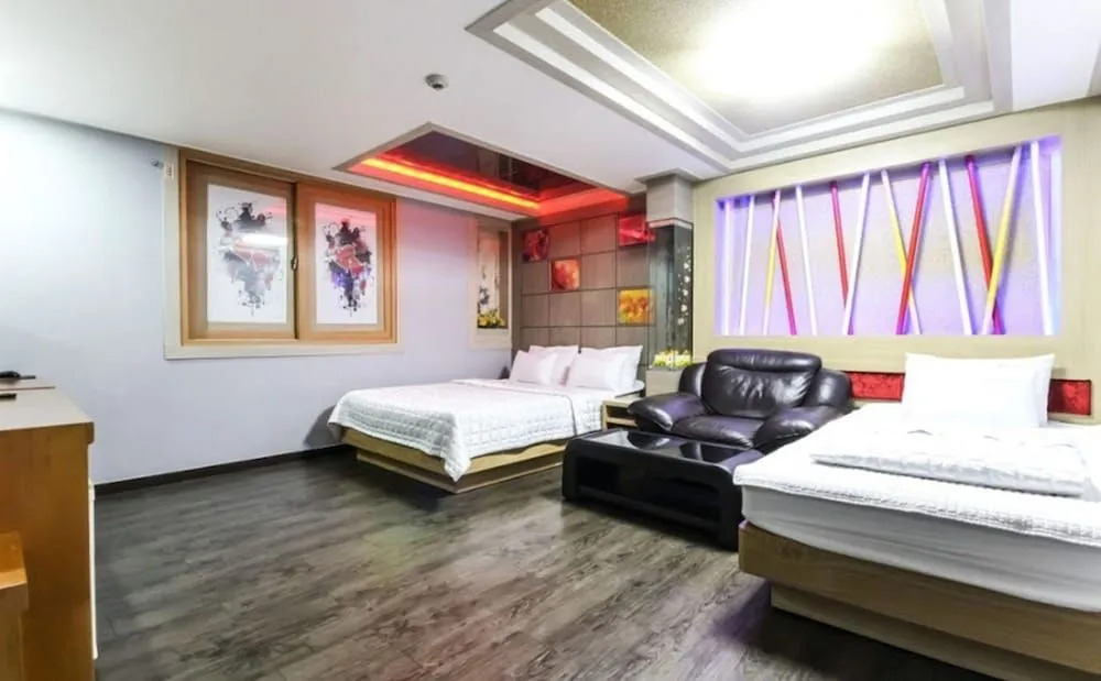 Noblesse Motel