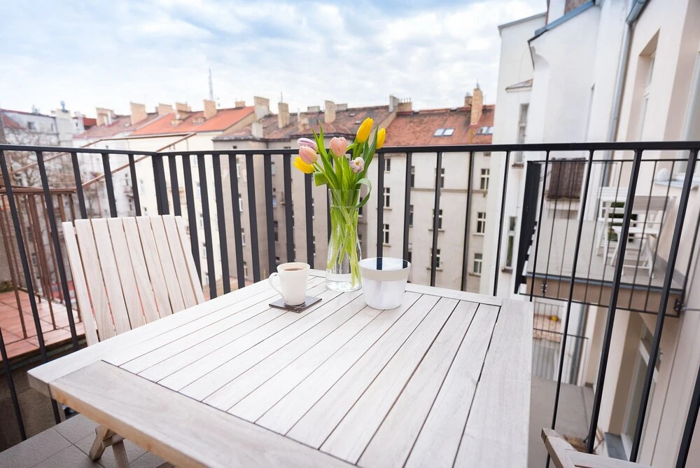 Beautiful Malastrana Studio