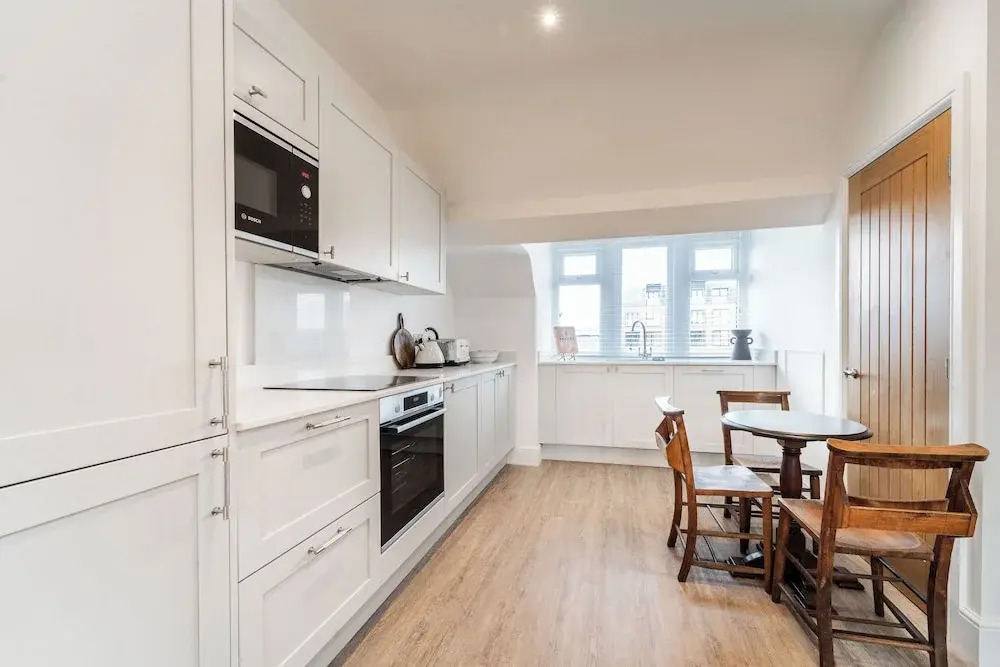 8 The Quadrant Luxury Apartments - Hoylake