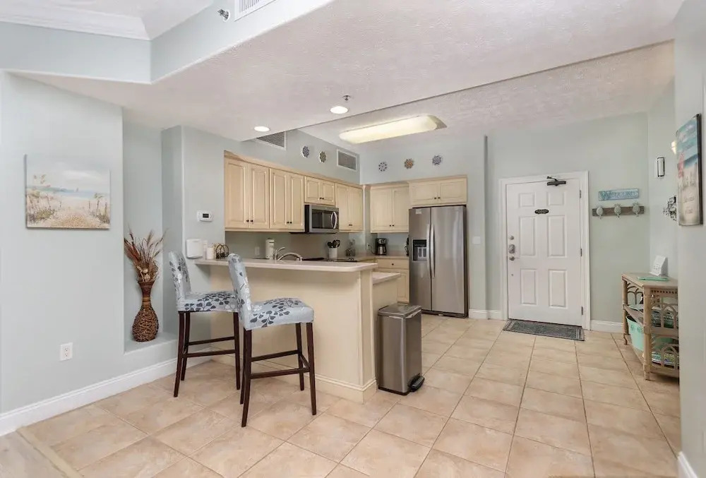 Wondrous Oceanfront Condo with Free Poolside WiFi - Unit 1105 by RedAwning