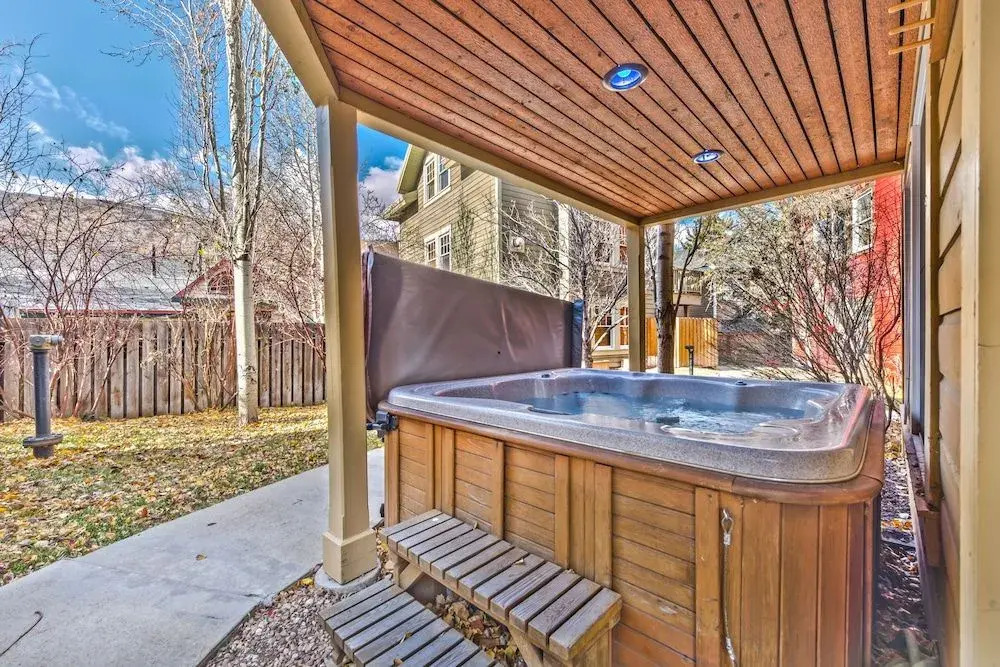 Park City Sullivan Manor