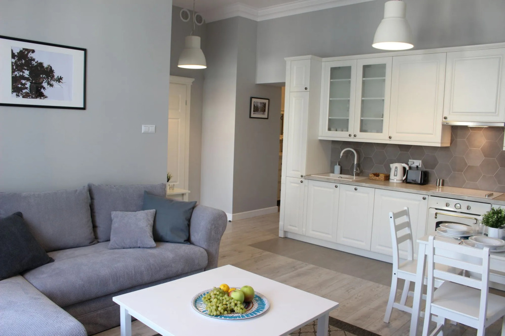Friendhouse Apartments - Train Station Area