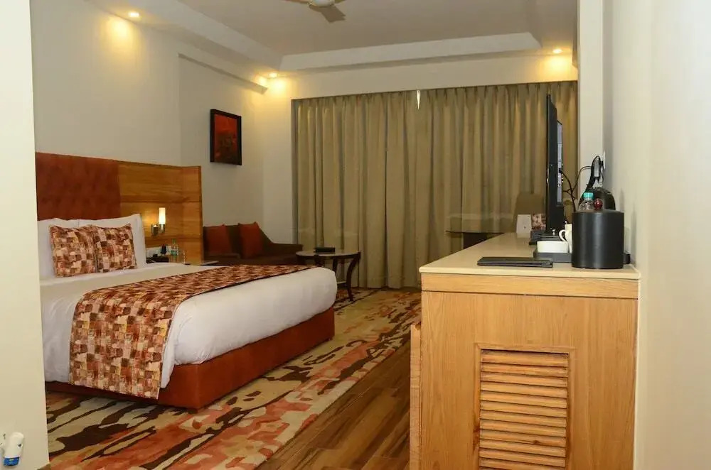 OYO Rooms Zirakpur Bus Stand