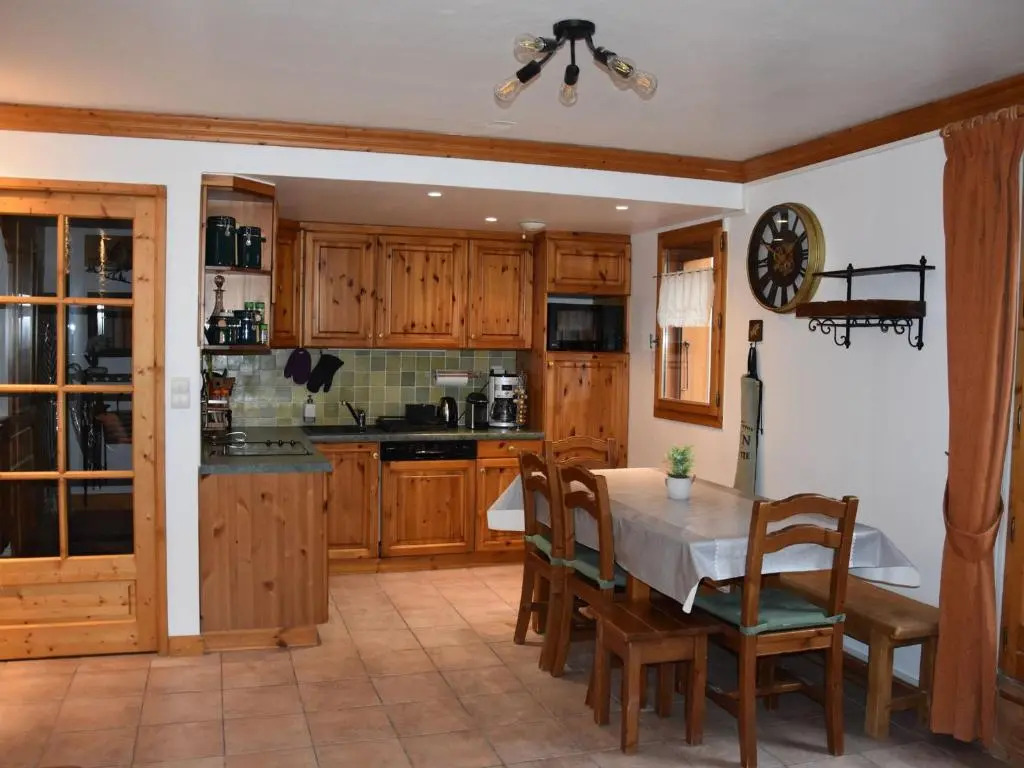 Appartement Pralognan-la-Vanoise, 4 pièces, 8 personnes - FR-1-464-54