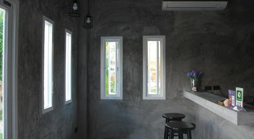 Snooze Inn Phuket