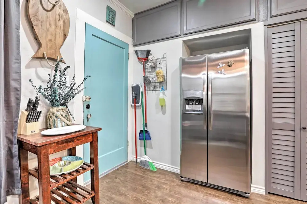 Historic Galveston Home: Walkable Neighborhood