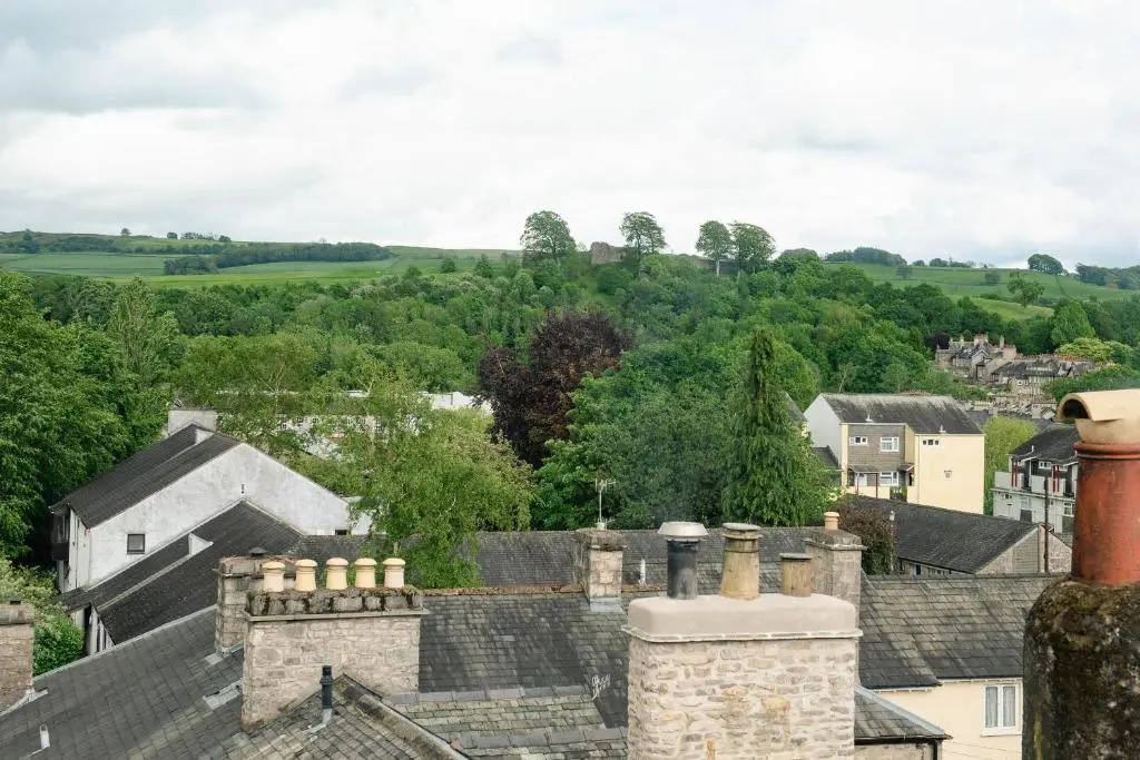 Monterey Residence - Stunning, Duplex Apartment in the Heart of Kendal