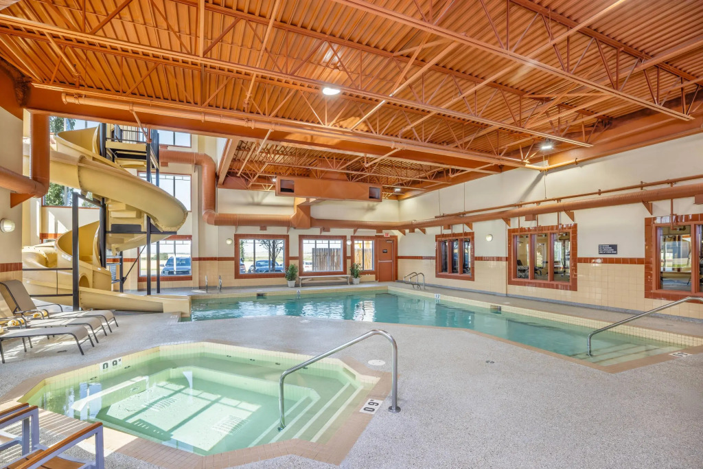 Clarion Pointe