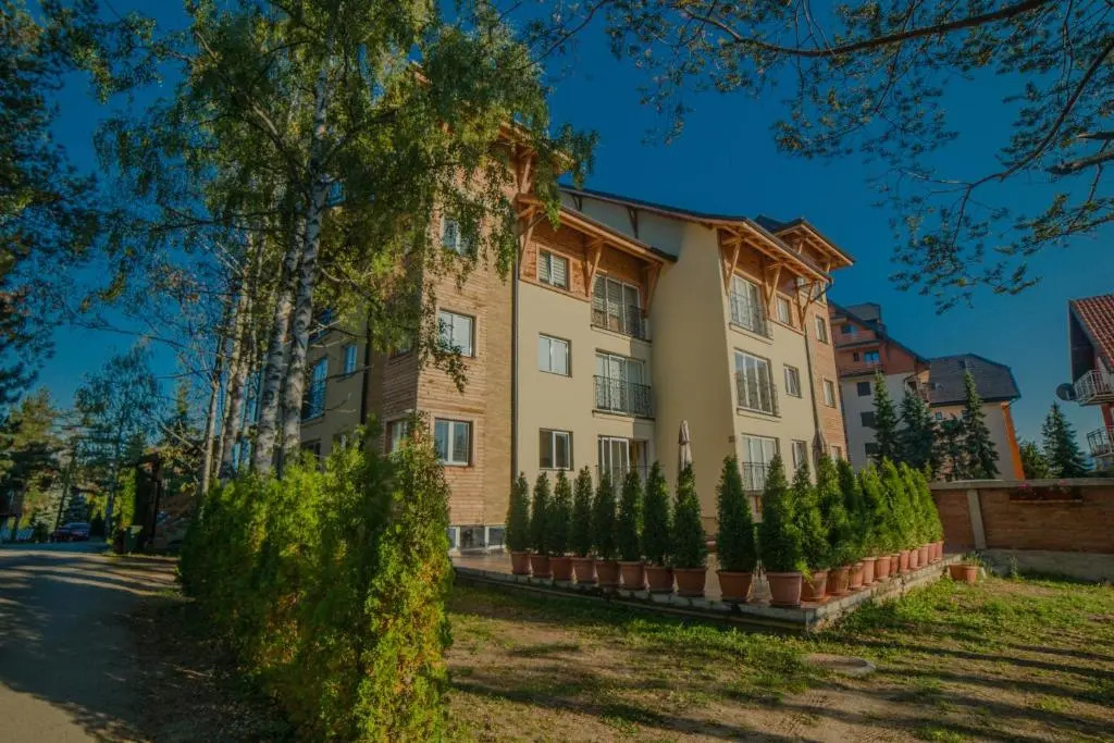 Apartments Bramar