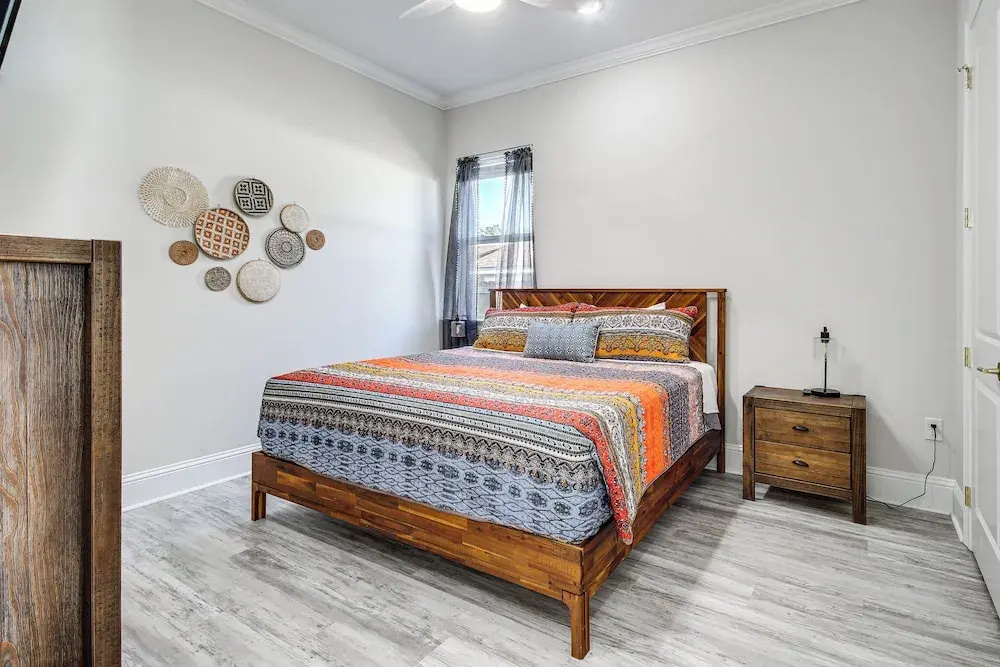 Steps to Beach: Modern Gulfport Getaway!