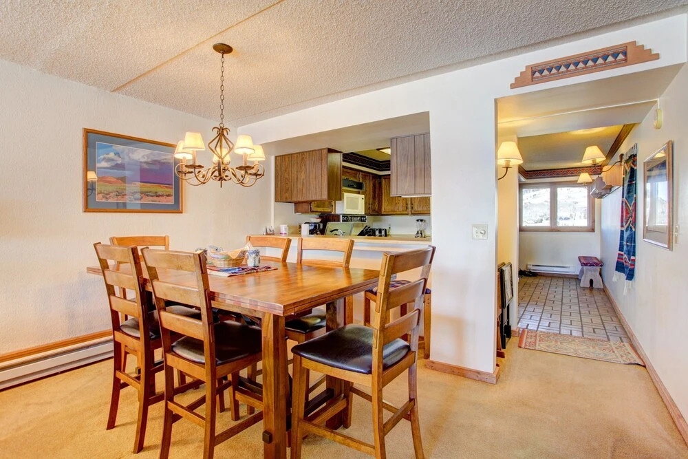 207 Point Dillon 2 Bedrooms 2 Bathrooms Condo