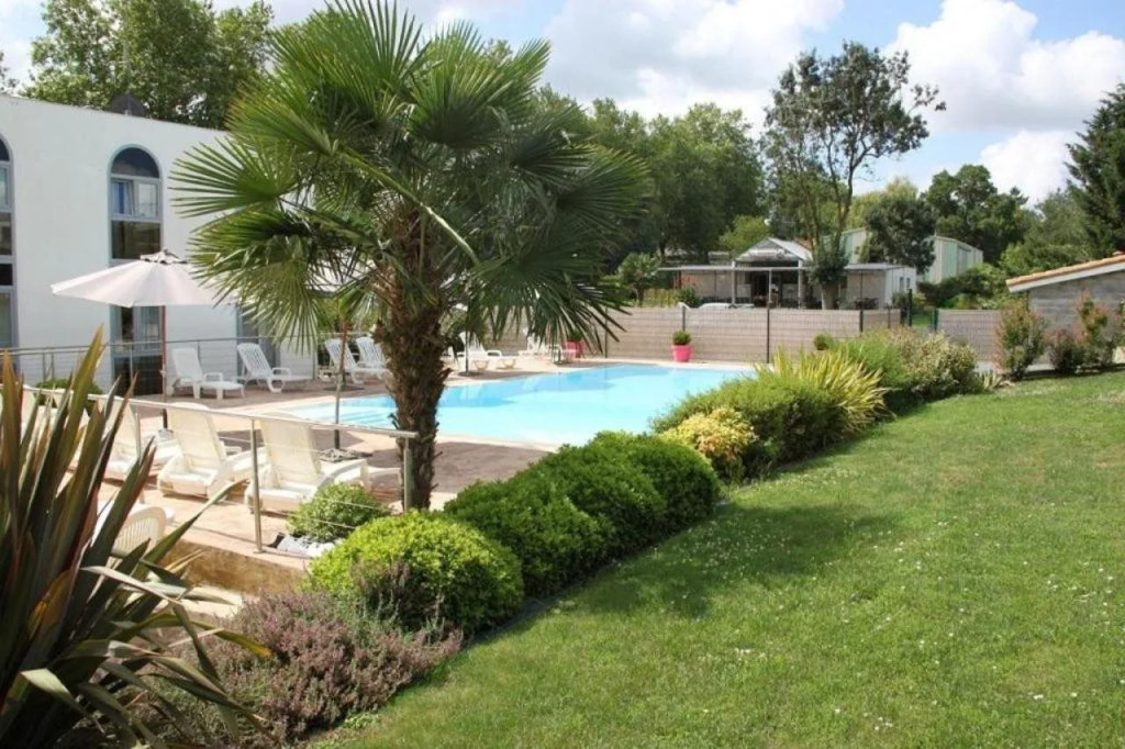 Reix Hotel