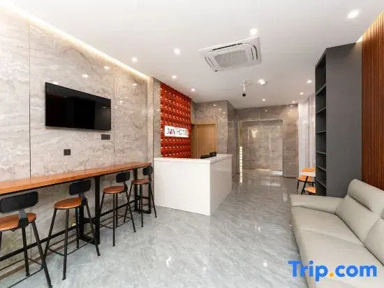 Junyi Hotel (Shanghai Songjiang Sports Center Subway Station)