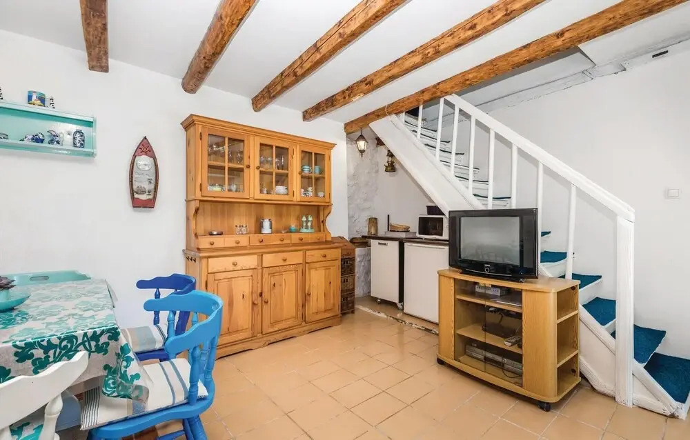 3 Bedroom Lovely Home In Supetarska Draga