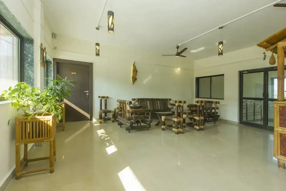 Sahyadri Farm 8 Wooden Cottages By OYO Rooms