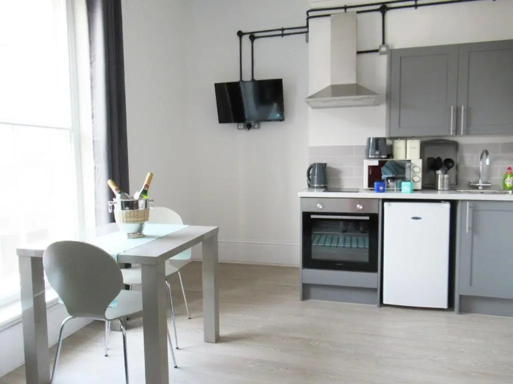 Queen Street Apartments