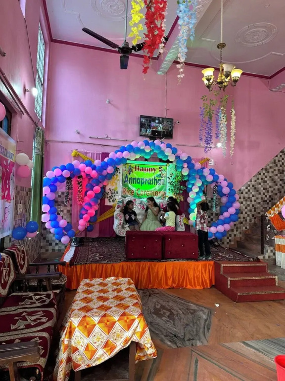 Hotel Maheshwari & Banquet Hall
