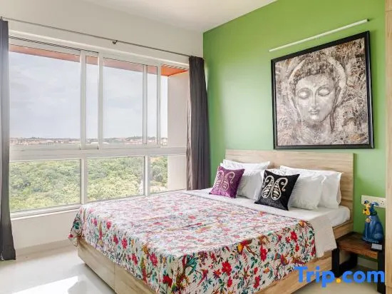 Sealavie Riverfront Stay with Private Viewpoint