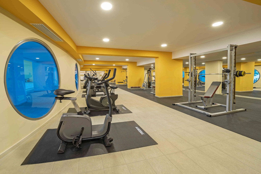 KRESTEN ROYAL Euphoria Resort